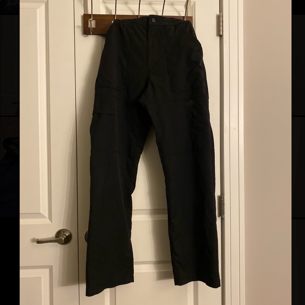 Dickies Zipfly Cargo Scrubs